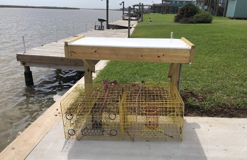 Cedar Lane Cabin | “Little Salt” GREAT LOCATION on intercoastal! Catch fish from backyard