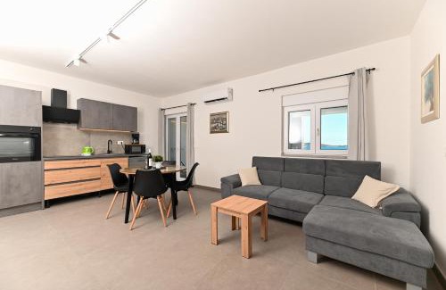 Podglavica Apartment | Lity Green Apt