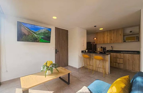 Cali Apartment | LIV-402 Apartment with view