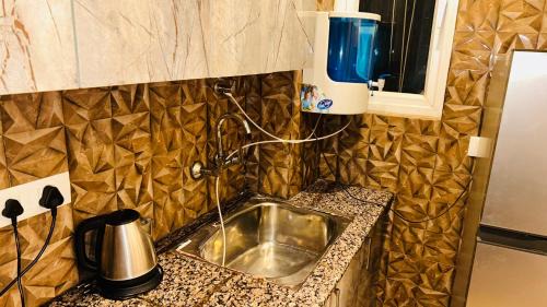 Gurugram Hotel | Liv Regalia Suites - Medanta Hospital, Sector 39, Gurgaon