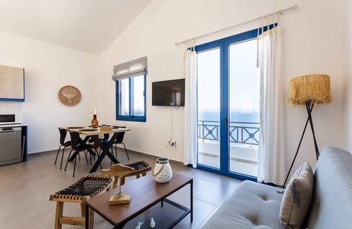 Kea Villa | Live in Blue - Cobalt Private Pool & Magic Views