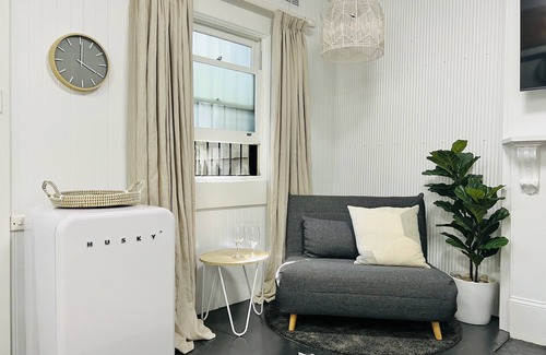 Surry Hills Apartment | Live like a local in the heart of Surry Hills