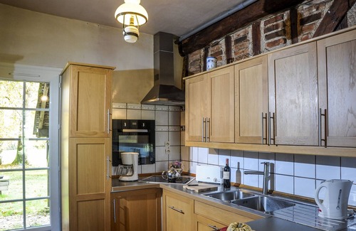 Ligny-le-Ribault House | Live like a woodland man with your family