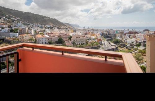 Santa Cruz de Tenerife Apartment | Live Santa Cruz Venezuela