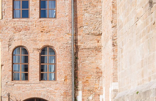 Lucca Historical Center House | Live the magic of Lucca’s historic center in a real stunning 11th-century tower
