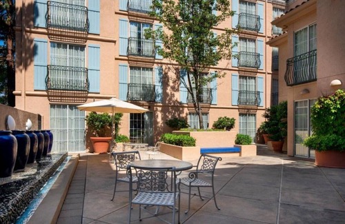 University South House | Live well at our hotel in Palo Alto