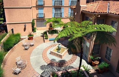 University South House | Live well at our hotel in Palo Alto