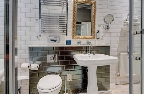 Sefton Park Hotel | Liverpool Aigburth Sefton Park Hotel By Belvilla