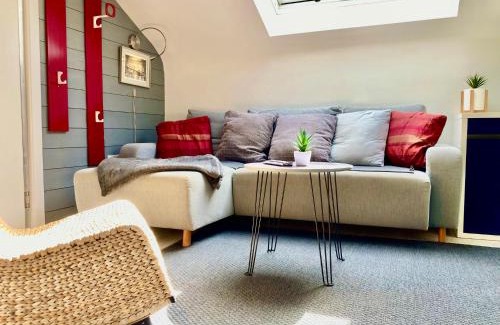 Am Staden Apartment | Living at Saarpartments - AdultsOnly - Business & Holiday Homes with Kitchen for Long- and Short Term stay, 3 min to St Johanner Markt and Points of Interest
