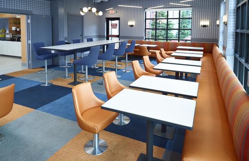 Burnsville Hotel | LivINN Hotel Minneapolis South Burnsville