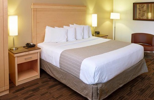 Burnsville Hotel | LivINN Hotel Minneapolis South Burnsville