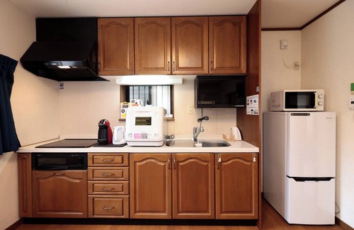 Shijo Cottage | LJ INN ShijoOmiya Hanare Single-story detached house in the center of Kyoto City.