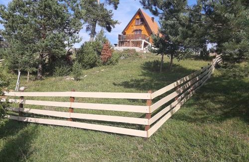 East Sarajevo Ski Chalet | Ljeljen koliba