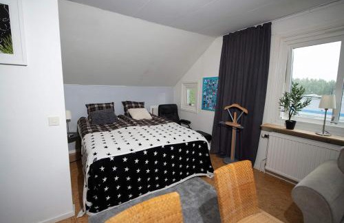 Anderstorp Apartment | Ljus & Fräsch lägenhet nära isaberg