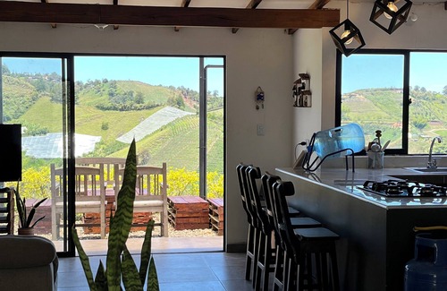 El Penol Villa | LK| Villa Amore Luxury and Nature with Spectacular Views of Guatapé and El Peñol