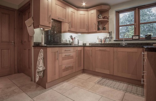 Fishguard House | Llais Afon - 3 Bedroom Holiday Home - Fishguard