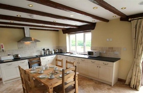 Llanrhidian House | Llanelen Farm, Sleeps 2