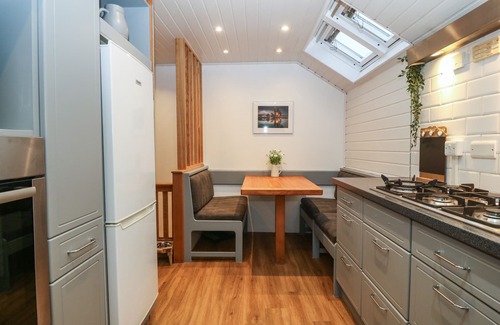 Gallt Y Foel House | LLETY'R WYDDFA, pet friendly, character holiday cottage in Llanberis