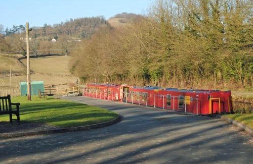 Llanerfyl House | Llofft Stabal