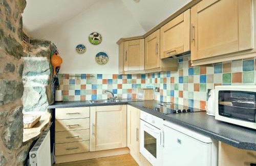 Llanerfyl House | Llofft Stabal
