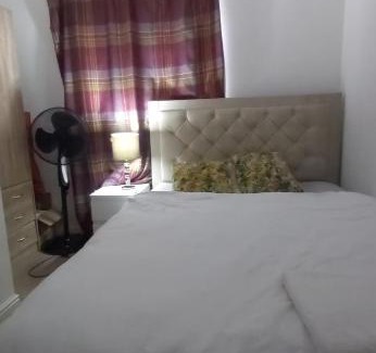 Cheltenham House | Lloyd Close