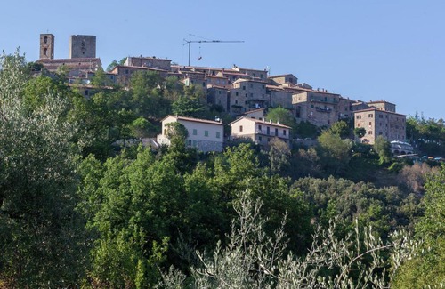 Montecastelli House | Lo Scricciolo Ci