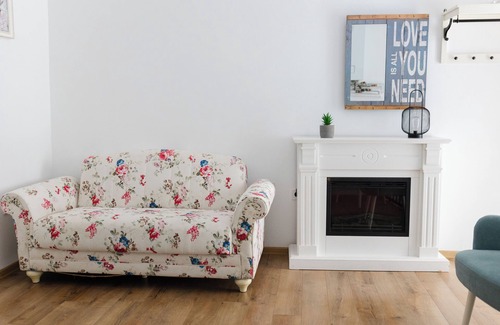 Centrul Vechi Apartment | Locart - Brasov's Cozy Downtown Apartment, near Black Church with Free Wi-fi