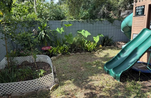 Sunset Park House | Located in Tampa, 7 min from airport, Hyde Park, Bayshore, Downtown, Stadium