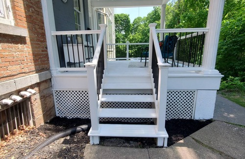 Auburn Apartment | Located in the Historic downtown district, cozy studio, wifi.