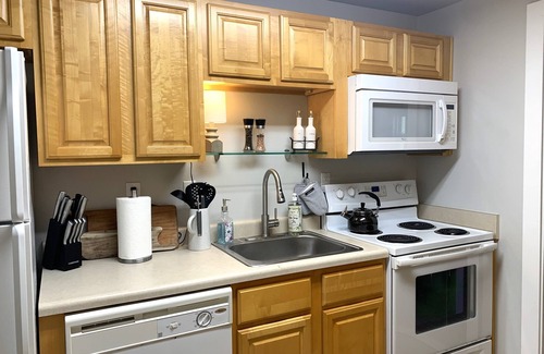 Old Town House | Location! 1/2 Block to Beach and 4 Blocks to MAIN STREET! Great Quiet Location!