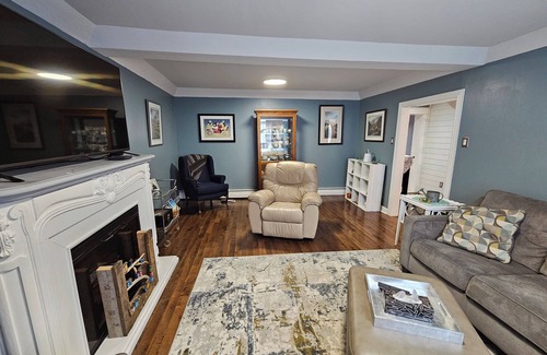 Downtown St. John's House | Location Location! Stay on Signal Hill!