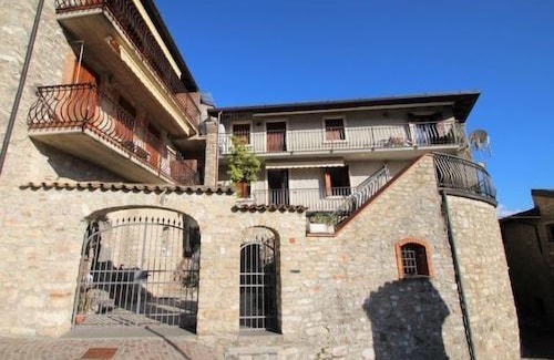 Gardola Apartment | Locazione Turistica Adalgisa-4