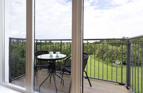 Restalrig Apartment | Lochend Park View Apartment