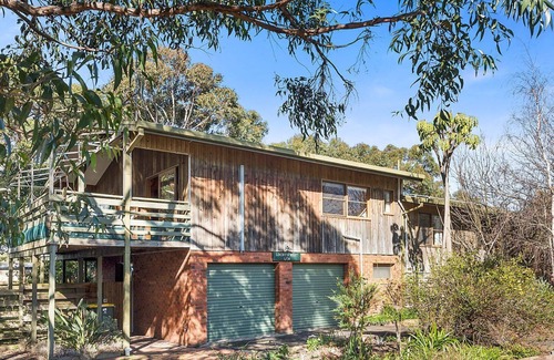 Marengo House | Lochys Rest - Apollo Bay
