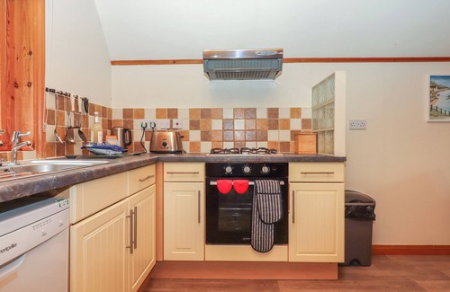 Liverton Cottage | Lodge 45 - Lazy Bear