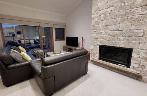 Perisher Valley Apartment | Lodge Apartment 24 - Luxury Apartment with breathtaking views