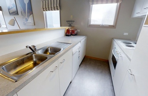 Perisher Valley Apartment | Lodge Chalet 17 - LUXURY APARTMENT WITH SPECTACULAR VIEWS