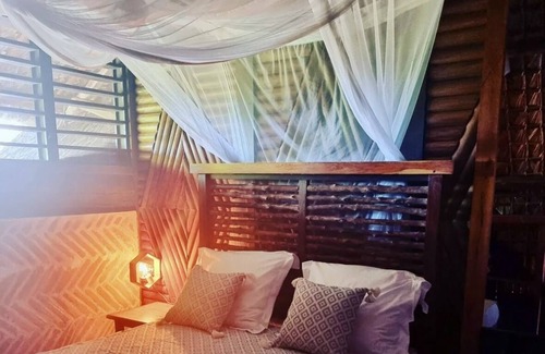 Ambondrona Villa | Lodge on stilts, less than 10 minutes from the beach!