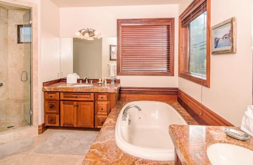 Timber Ridge House | LODGE ON THE POINT by Exceptional Stays