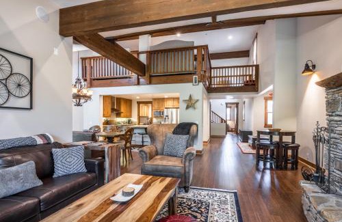 Mammoth Lakes House | Lodges 1138