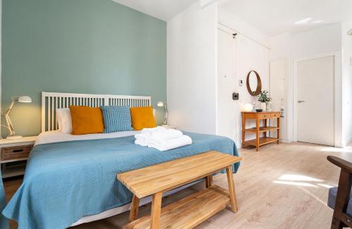 Ciutat Vella Apartment | Lodging Apartments Barceloneta Beach Studio 42