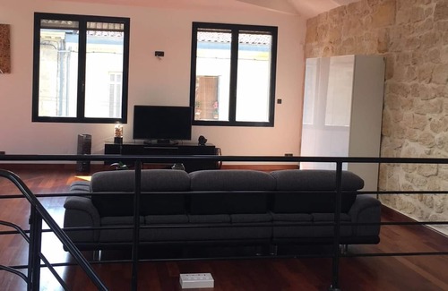 Bastide Apartment | LOFT 200 m2; 4 CH; BORDEAUX CENTER