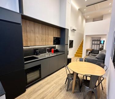 Nou Moles Apartment | LOFT Accommodative B
