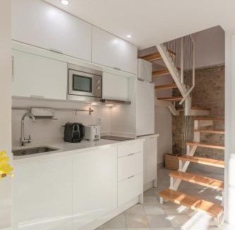 Museo Apartment | Loft duplex Sevilla wall