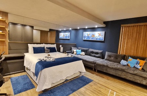 Vila Iara Apartment | Loft Lindo com Ar Condic, WIFI, Perto de Capivari