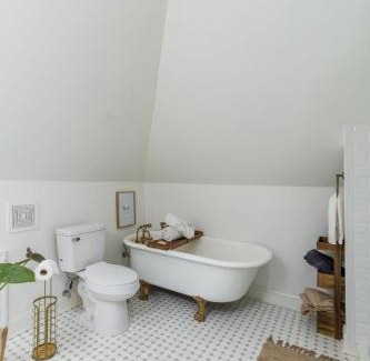 Frankfort Apartment | Loft on Capital - Ideally located to Distilleries