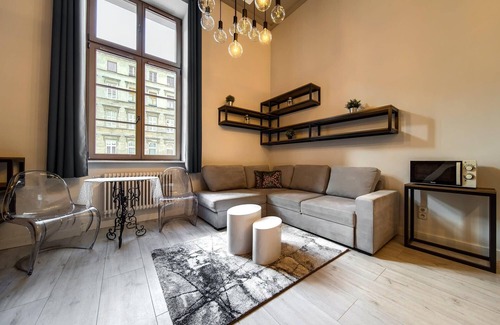 Krzyki Apartment | Loft Studio with Mezzanine