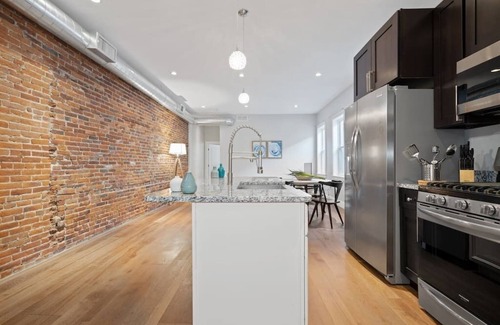 Downtown Harrisburg Apartment | Lofts at Walnut: 1BR, Fast Wi-Fi