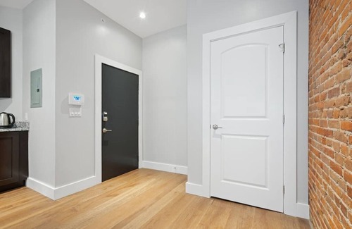 Downtown Harrisburg Apartment | Lofts at Walnut: 1BR, Fast Wi-Fi