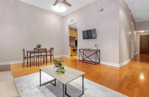 Downtown St. Louis Apartment | Lofts Opop 302 I Modern With a Vintage Twist